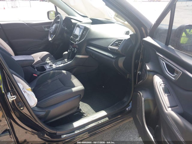 45892685 :رقم المزاد ، JF2SKAJC4MH408172 vin ، 2021 Subaru Forester Premium مزاد بيع