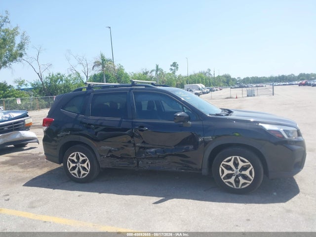 45892685 :رقم المزاد ، JF2SKAJC4MH408172 vin ، 2021 Subaru Forester Premium مزاد بيع