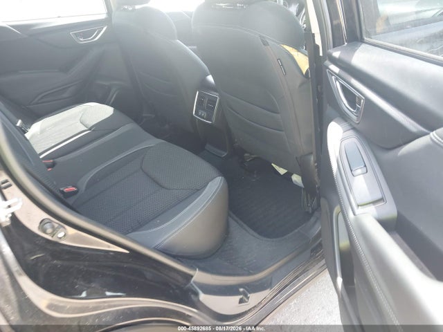 45892685 :رقم المزاد ، JF2SKAJC4MH408172 vin ، 2021 Subaru Forester Premium مزاد بيع