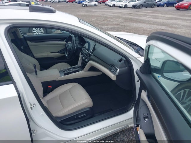 45892712 :رقم المزاد ، 1HGCV3F58JA007794 vin ، 2018 Honda Accord Hybrid Ex-l مزاد بيع