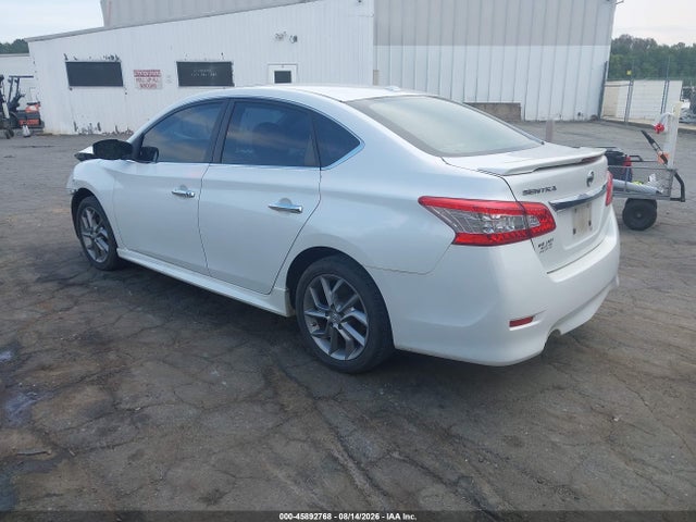 2015 Nissan Sentra Sr მანქანა იყიდება აუქციონზე, vin: 3N1AB7AP4FY323522, აუქციონის ნომერი: 45892768