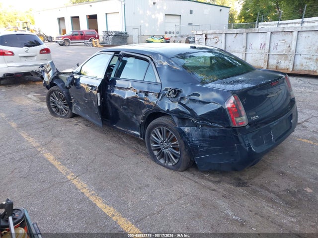 2014 Chrysler 300c John Varvatos Limited Edition Awd მანქანა იყიდება აუქციონზე, vin: 2C3CCAJGXEH240430, აუქციონის ნომერი: 45892778