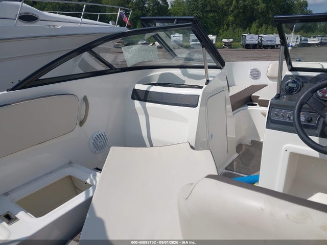Продаж на аукціоні авто 2018 Bayliner Other, vin: BLBX2737K718, номер лоту: 45892792
