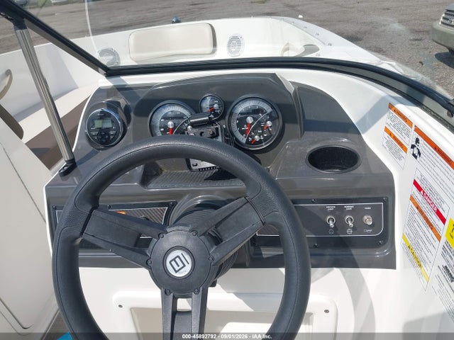Продаж на аукціоні авто 2018 Bayliner Other, vin: BLBX2737K718, номер лоту: 45892792