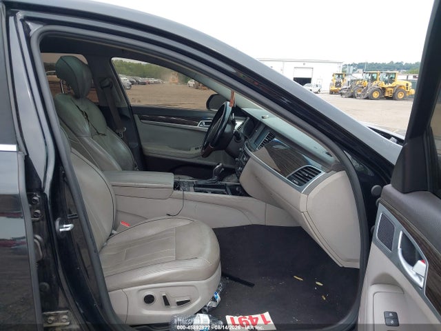 Продажа на аукционе авто 2015 Hyundai Genesis 3.8, vin: KMHGN4JE7FU101776, номер лота: 45892822
