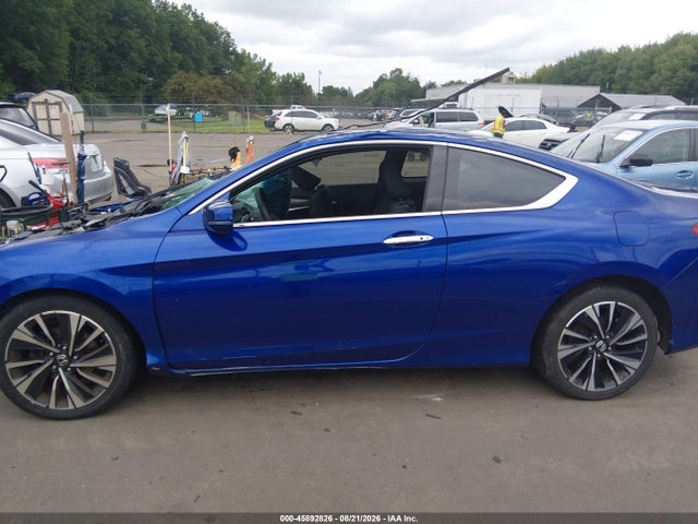 45892826 :رقم المزاد ، 1HGCT1B78HA002736 vin ، 2017 Honda Accord Ex مزاد بيع