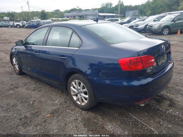 2014 Volkswagen Jetta 1.8t Se მანქანა იყიდება აუქციონზე, vin: 3VWD17AJ8EM381936, აუქციონის ნომერი: 45892851