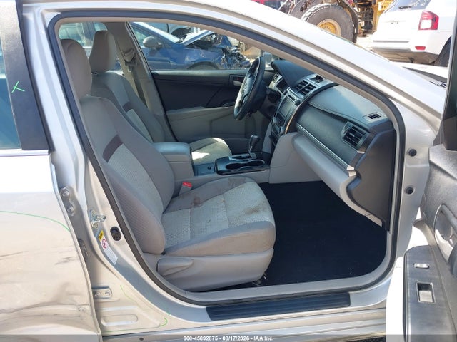 45892875 :رقم المزاد ، 4T4BF1FK6ER398998 vin ، 2014 Toyota Camry Le مزاد بيع