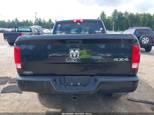 Продажа на аукционе авто 2018 Ram 1500 Express  4x4 6'4 Box, vin: 1C6RR7FG8JS264543, номер лота: 45892884