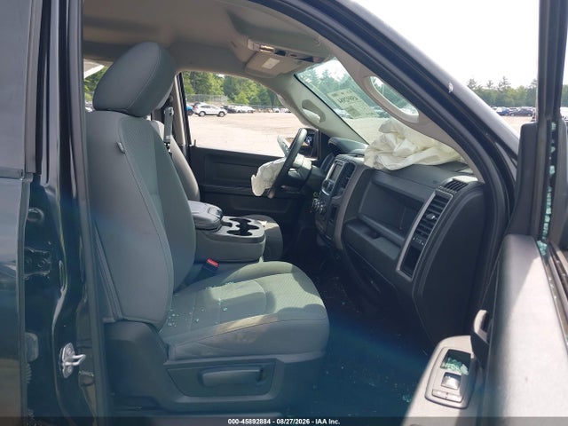 Продажа на аукционе авто 2018 Ram 1500 Express  4x4 6'4 Box, vin: 1C6RR7FG8JS264543, номер лота: 45892884