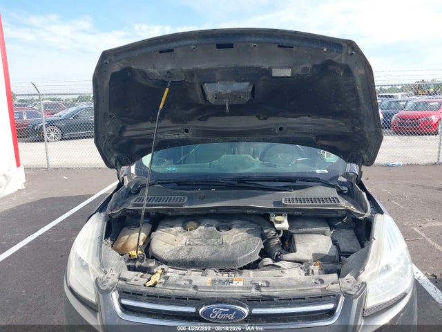 45892898 :رقم المزاد ، 1FMCU9J90FUC66991 vin ، 2015 Ford Escape Titanium مزاد بيع