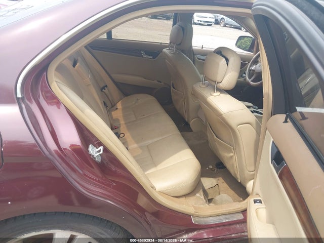 45892924 :رقم المزاد ، WDDGF81X48F063396 vin ، 2008 Mercedes-benz C 300 Luxury 4matic مزاد بيع