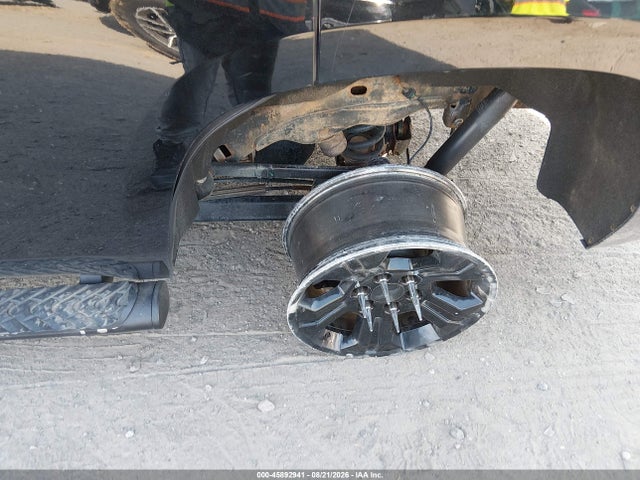 Продаж на аукціоні авто 2020 Chevrolet Tahoe 4wd Ls, vin: 1GNSKAEC6LR123773, номер лоту: 45892941