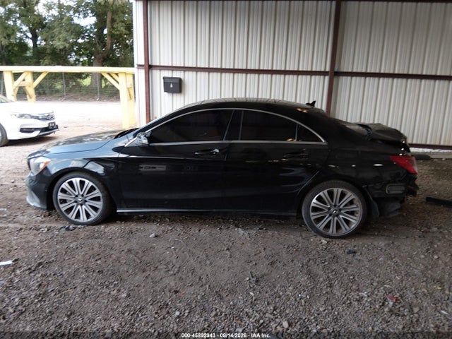 45892943 :رقم المزاد ، WDDSJ4EB5JN680558 vin ، 2018 Mercedes-benz Cla 250 مزاد بيع