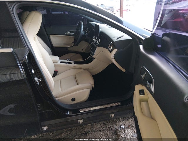 45892943 :رقم المزاد ، WDDSJ4EB5JN680558 vin ، 2018 Mercedes-benz Cla 250 مزاد بيع