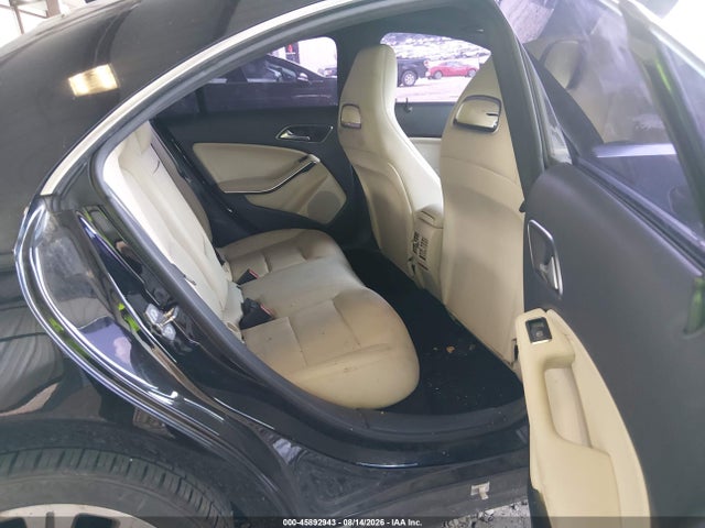 45892943 :رقم المزاد ، WDDSJ4EB5JN680558 vin ، 2018 Mercedes-benz Cla 250 مزاد بيع