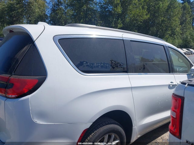 Продажа на аукционе авто 2022 Chrysler Pacifica Touring L, vin: 2C4RC1BG7NR157794, номер лота: 45892969