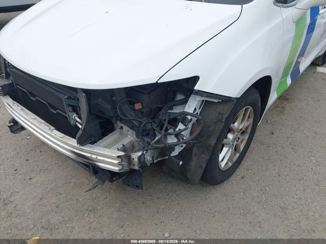 Продажа на аукционе авто 2022 Chrysler Pacifica Touring L, vin: 2C4RC1BG7NR157794, номер лота: 45892969