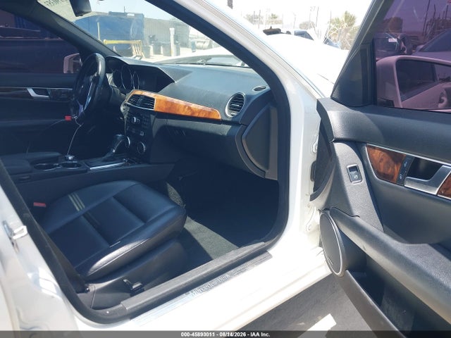 Продаж на аукціоні авто 2013 Mercedes-benz C 250 Sport, vin: WDDGF4HB6DA746310, номер лоту: 45893011