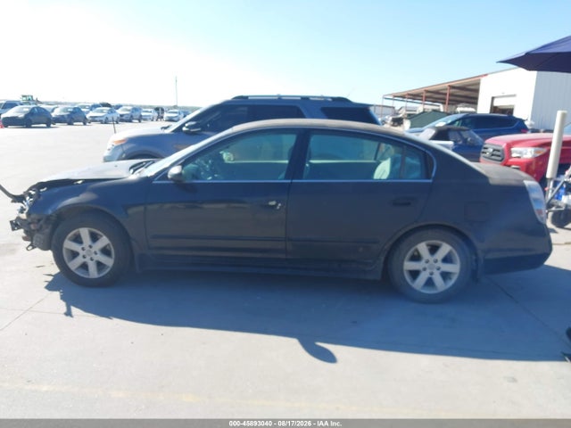 2003 Nissan Altima 2.5 S მანქანა იყიდება აუქციონზე, vin: 1N4AL11DX3C272938, აუქციონის ნომერი: 45893040
