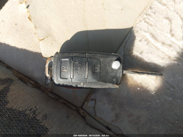 2009 Volkswagen Eos Lux მანქანა იყიდება აუქციონზე, vin: WVWFA71F89V005112, აუქციონის ნომერი: 45893049