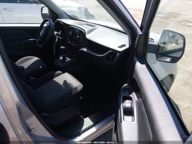 RAM Promaster City Slt 2018 ZFBERFBB5J6K49795 Image 5