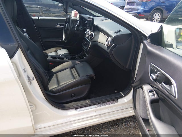2017 Mercedes-benz Cla 250 მანქანა იყიდება აუქციონზე, vin: WDDSJ4EB0HN424290, აუქციონის ნომერი: 45893072