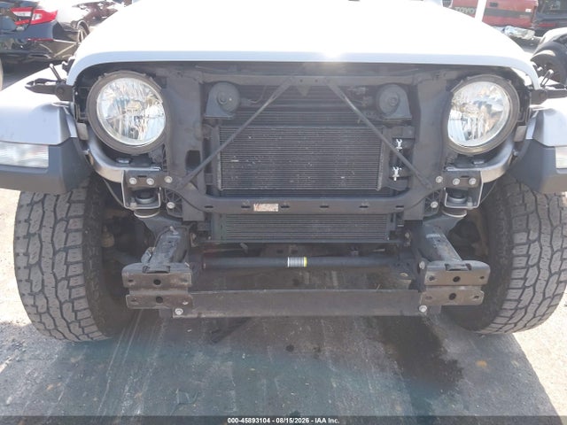2019 Jeep Wrangler Unlimited Sahara 4x4 მანქანა იყიდება აუქციონზე, vin: 1C4HJXEN6KW567245, აუქციონის ნომერი: 45893104