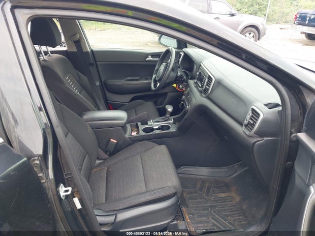 Продажа на аукционе авто 2017 Kia Sportage Lx, vin: KNDPMCAC5H7085935, номер лота: 45893123