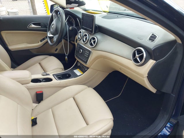 2017 Mercedes-benz Gla 250 4matic მანქანა იყიდება აუქციონზე, vin: WDCTG4GB3HJ299930, აუქციონის ნომერი: 45893153