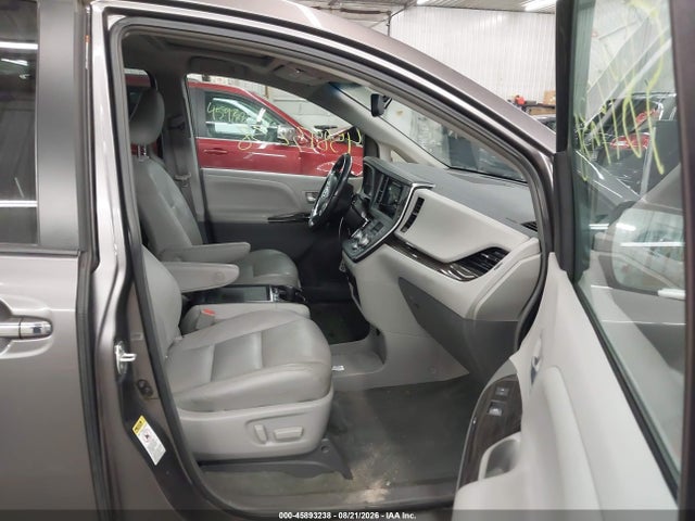 Продаж на аукціоні авто 2015 Toyota Sienna Xle 8 Passenger, vin: 5TDYK3DC5FS545314, номер лоту: 45893238