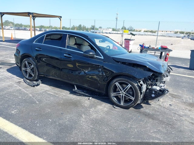Продаж на аукціоні авто 2019 Mercedes-benz A 220, vin: WDD3G4EB6KW020463, номер лоту: 45893264