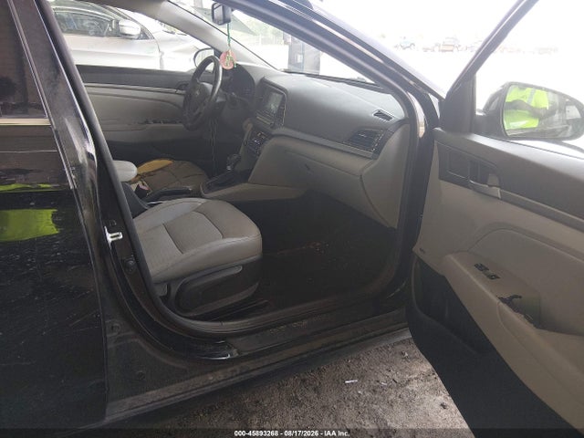 45893268 :رقم المزاد ، 5NPD84LF0HH071117 vin ، 2017 Hyundai Elantra Limited مزاد بيع