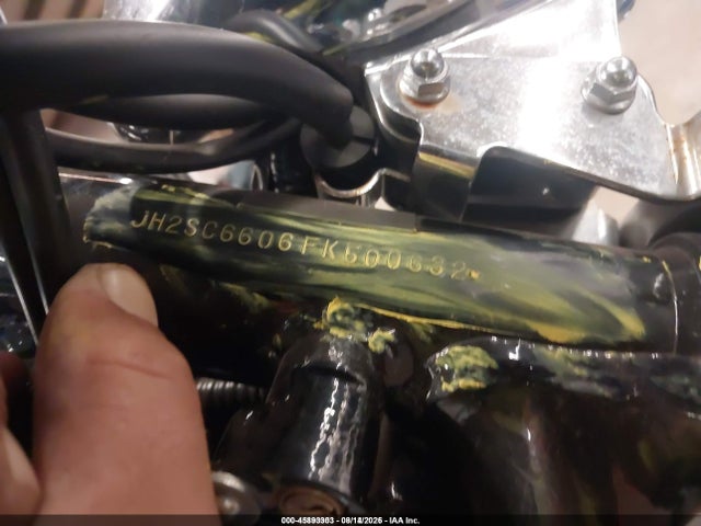 45893303 :رقم المزاد ، JH2SC6606FK500632 vin ، 2015 Honda Vt1300 Cr مزاد بيع