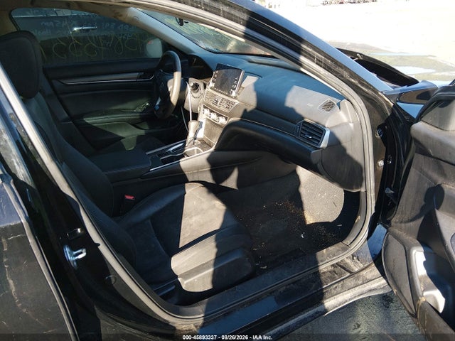 2020 Honda Accord Lx მანქანა იყიდება აუქციონზე, vin: 1HGCV1F19LA038668, აუქციონის ნომერი: 45893337