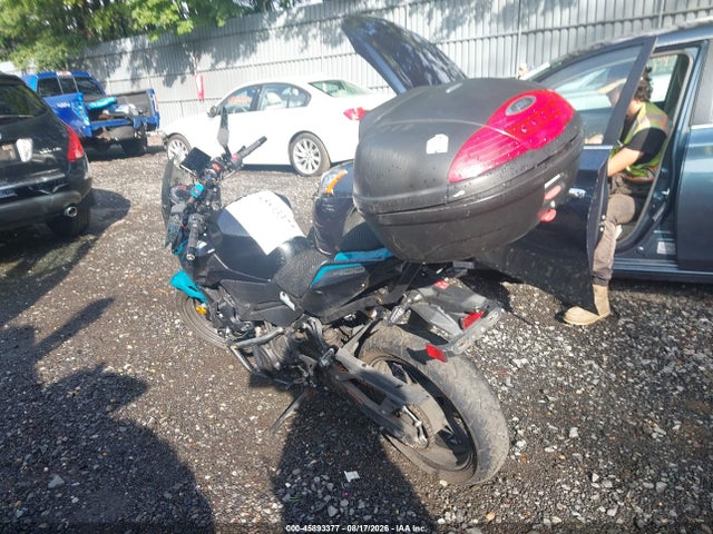 Kawasaki Er400 D 2021 JKAERKD13MDAD6735 Image 3
