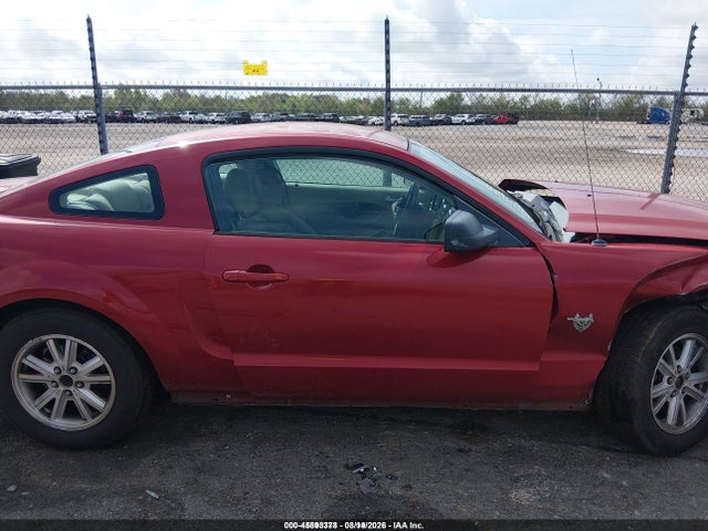 45893378 :رقم المزاد ، 1ZVHT80N495146788 vin ، 2009 Ford Mustang V6/v6 Premium مزاد بيع