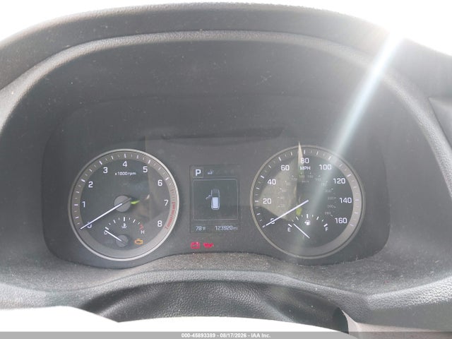 45893389 :رقم المزاد ، KM8J3CA47JU642123 vin ، 2018 Hyundai Tucson Sel مزاد بيع