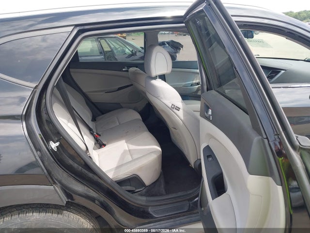 45893389 :رقم المزاد ، KM8J3CA47JU642123 vin ، 2018 Hyundai Tucson Sel مزاد بيع