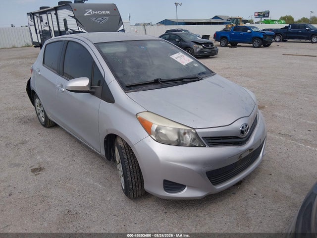 2012 Toyota Yaris L მანქანა იყიდება აუქციონზე, vin: JTDKTUD38CD528281, აუქციონის ნომერი: 45893400