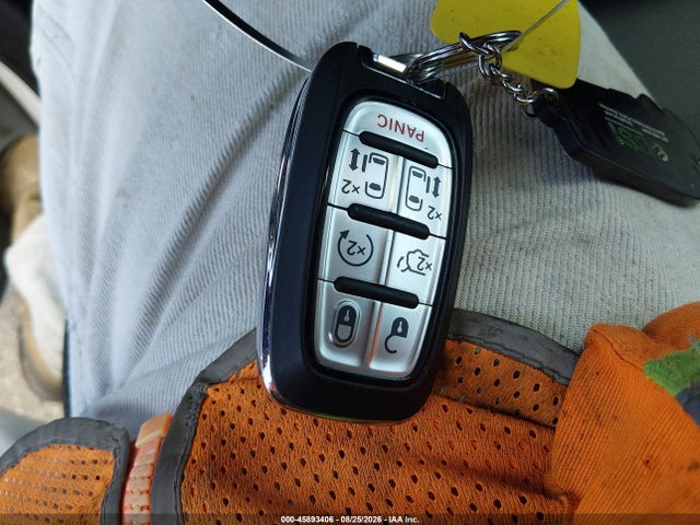 2025 Chrysler Voyager Lx მანქანა იყიდება აუქციონზე, vin: 2C4RC1CG9SR533311, აუქციონის ნომერი: 45893406