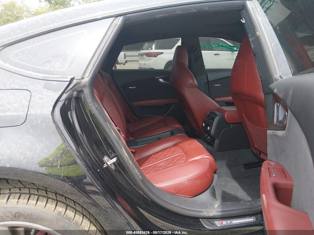 45893426 :رقم المزاد ، WAUWFAFC1HN073311 vin ، 2017 Audi S7 4.0t Premium Plus مزاد بيع