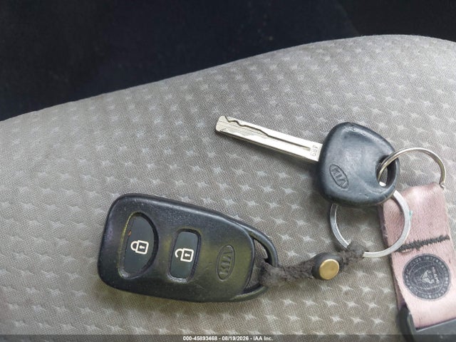 45893468 :رقم المزاد ، 5XYKT4A21BG158903 vin ، 2011 Kia Sorento Lx V6 مزاد بيع