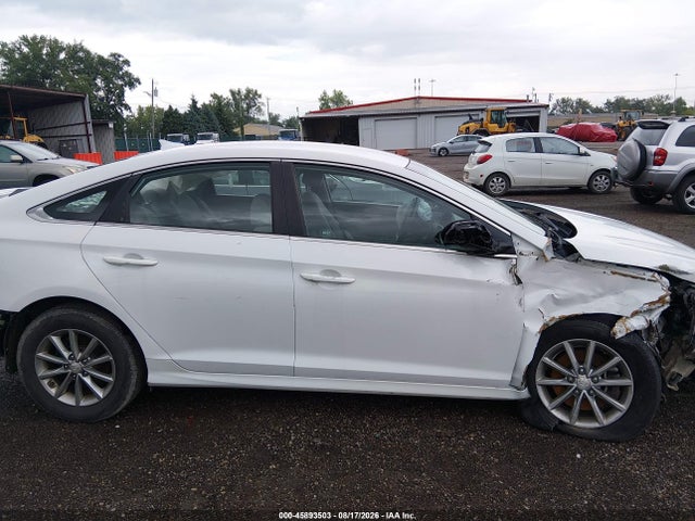 45893503 :رقم المزاد ، 5NPE24AF8JH704851 vin ، 2018 Hyundai Sonata Se مزاد بيع
