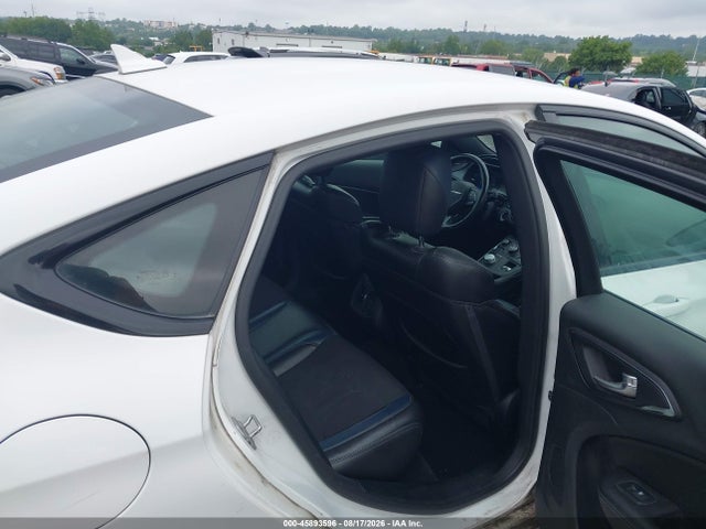 Chrysler 200 S 2015 1C3CCCDG3FN624128 Image 8