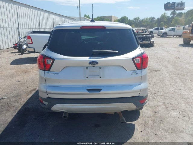 Продажа на аукционе авто 2019 Ford Escape Se, vin: 1FMCU9G90KUB33911, номер лота: 45893598