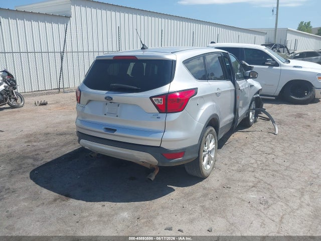 Продажа на аукционе авто 2019 Ford Escape Se, vin: 1FMCU9G90KUB33911, номер лота: 45893598