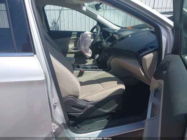 Продажа на аукционе авто 2019 Ford Escape Se, vin: 1FMCU9G90KUB33911, номер лота: 45893598