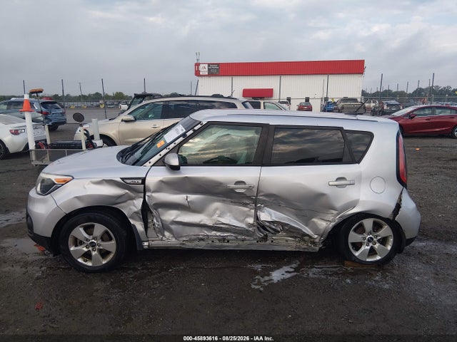 Aukcja sprzedaży 2017 Kia Soul, vin: KNDJN2A25H7428845, numer aukcji: 45893616