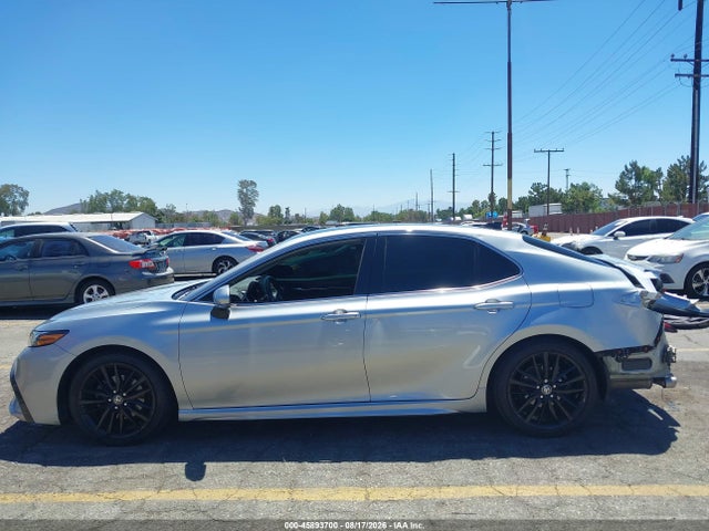Auction sale of the 2022 Toyota Camry Xse Awd, vin: 4T1K61BK3NU066341, lot number: 45893700